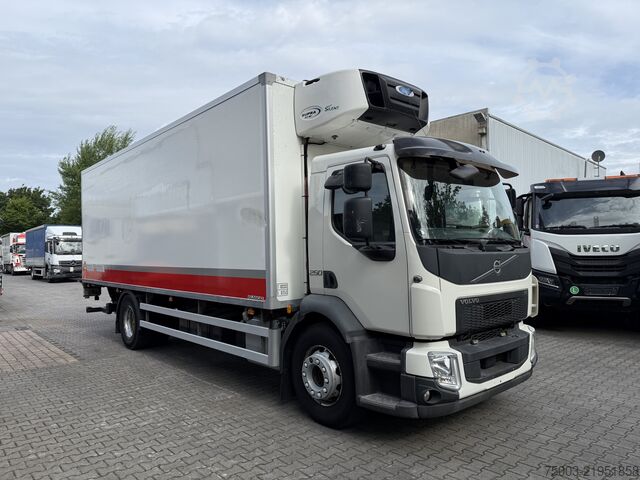 Caminhão frigorífico Volvo FL250.18 Carrier Supra 850Mt