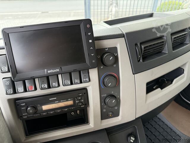 Caminhão frigorífico Volvo FL250.18 Carrier Supra 850Mt