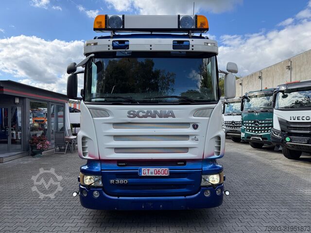 Truk bak dump tiga sisi Scania R380 6X2*4 Kipper mit Kran HIAB 220
