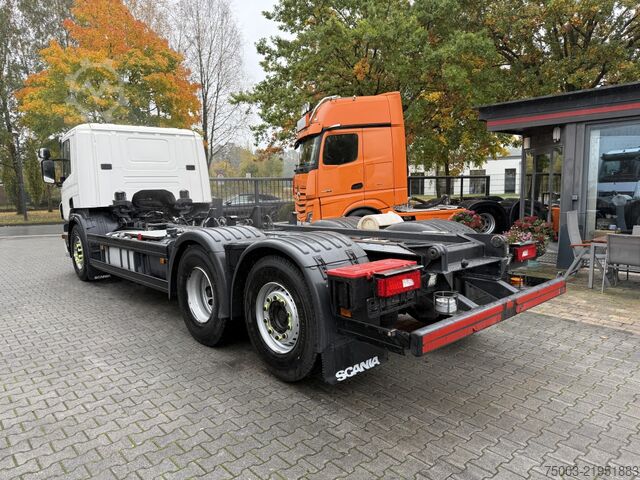 Rangka truk Scania P280 6X2*4