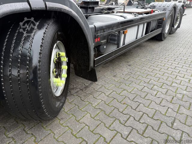 Rangka truk Scania P280 6X2*4