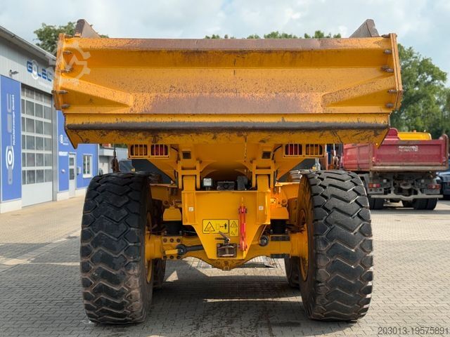 Autocarro ribaltabile VOLVO A25G Dumper 9.722 h Baujahr 2021