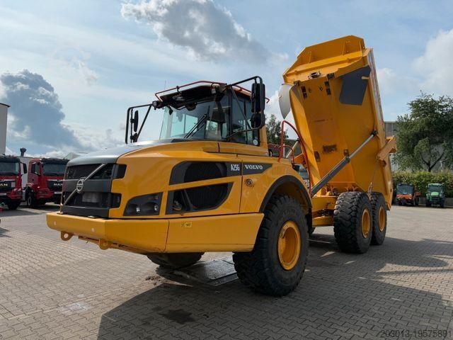 Autocarro ribaltabile VOLVO A25G Dumper 9.722 h Baujahr 2021