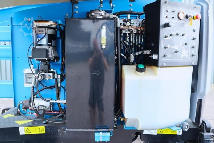 Gelenkteleskoparbeitsbühne Genie Z45/25XC Guarantee! Diesel, 4x4 Drive, 16m Working