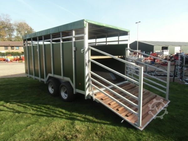 Galvijų vežimas Combi veewagen