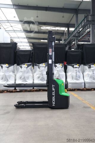 Carretilla elevadora Noblelift SWB130D