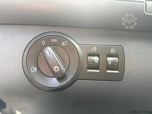 Volkswagen Caddy 1.6 TDI L1 Airconditioning Cruisecontrol Dealeronderhouden Half leder VW Caddy 1.6 TDI L1 Clima Cruise Dealer Onderhoude...
