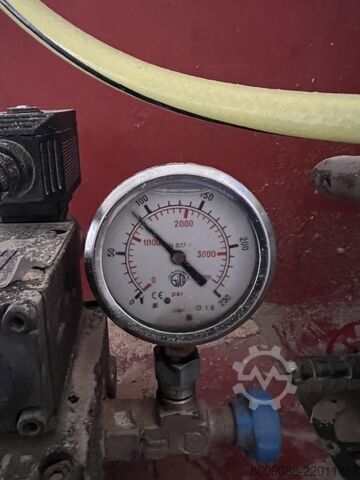 مكبس بريكيت Di Più BRIK MB90 Di Più BRIK MB90