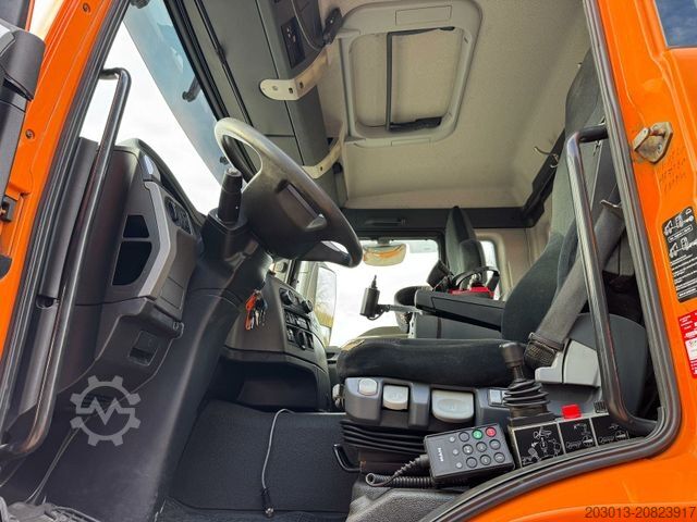 Kipper LKW MAN TGS 18.360 4x4 Kipper Kran PALFINGER Winterd.