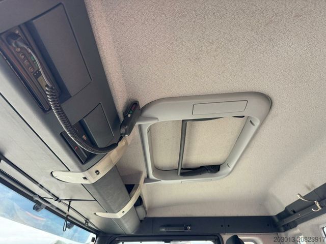 Kipper LKW MAN TGS 18.360 4x4 Kipper Kran PALFINGER Winterd.