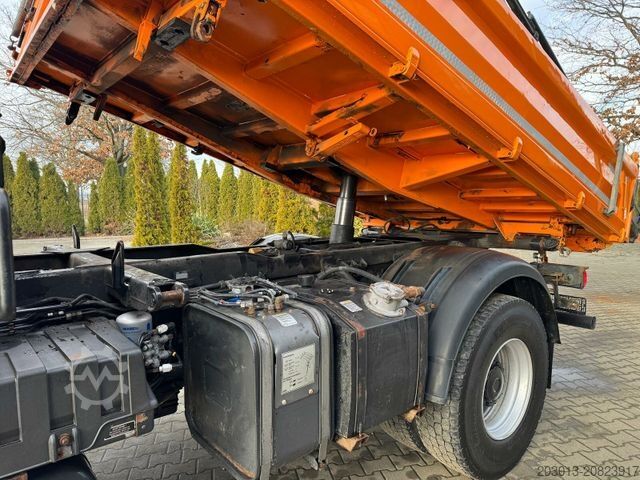 Kipper LKW MAN TGS 18.360 4x4 Kipper Kran PALFINGER Winterd.