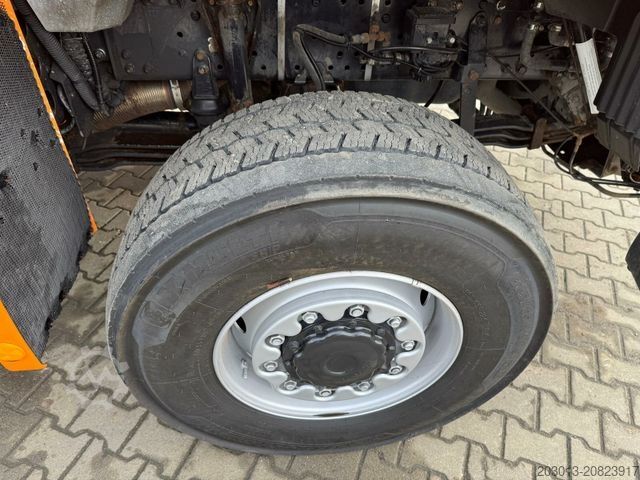 Kipper LKW MAN TGS 18.360 4x4 Kipper Kran PALFINGER Winterd.