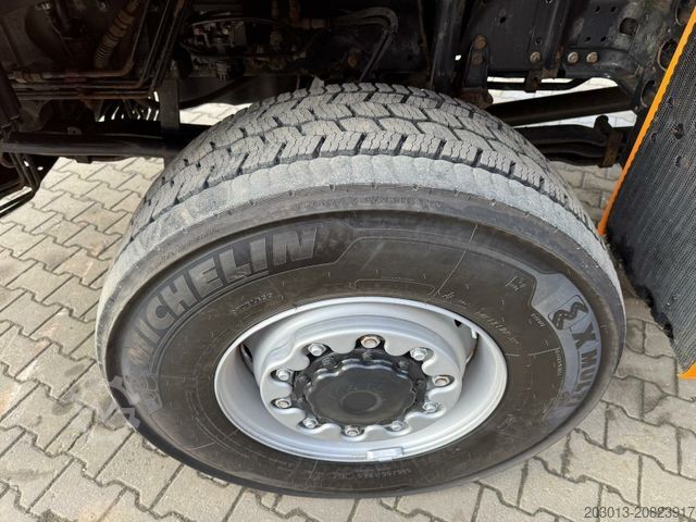 Kipper LKW MAN TGS 18.360 4x4 Kipper Kran PALFINGER Winterd.