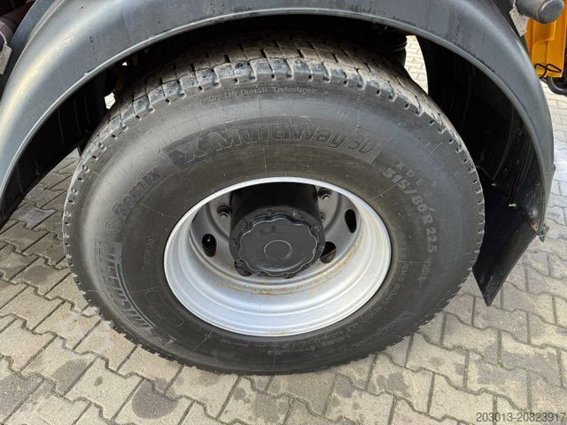 Kipper LKW MAN TGS 18.360 4x4 Kipper Kran PALFINGER Winterd.