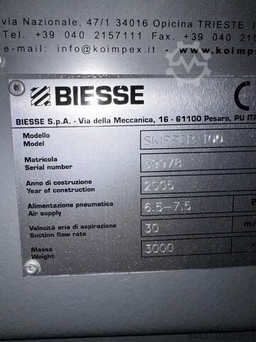 Folyamatos átmenő megmunkáló központ BIESSE Skipper 100