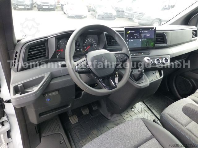 Furgon cu prelată laterală RENAULT NEW Master Pritsche Plane Schlafkabine