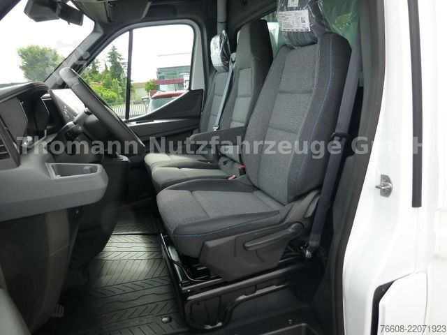 Furgon cu prelată laterală RENAULT NEW Master Pritsche Plane Schlafkabine