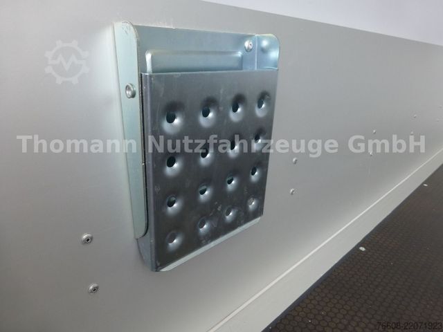 Furgon cu prelată laterală RENAULT NEW Master Pritsche Plane Schlafkabine