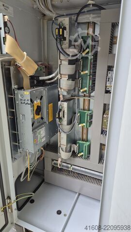 Torno CNC - controlado por ciclos WEILER E55 x 1000
