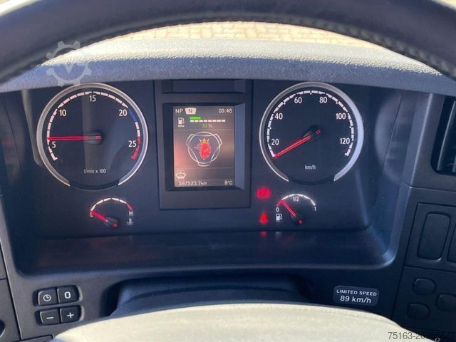 平床トラック（シート付き） SCANIA G 410 6x2 Pritsche Heckkran Palfinger PK 27002