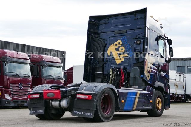 Standardni tegljač RENAULT T 520 Retarder 2-XL-Tank Standklima Sondermodell