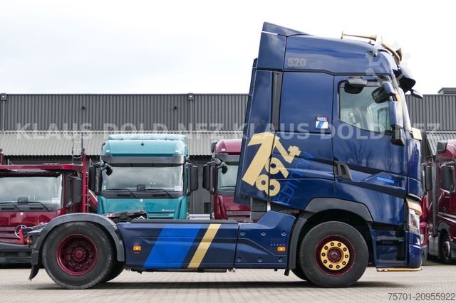 Standardni tegljač RENAULT T 520 Retarder 2-XL-Tank Standklima Sondermodell