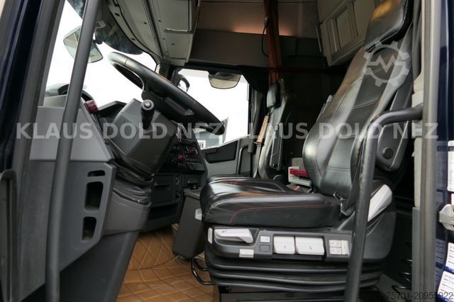 Standardni tegljač RENAULT T 520 Retarder 2-XL-Tank Standklima Sondermodell