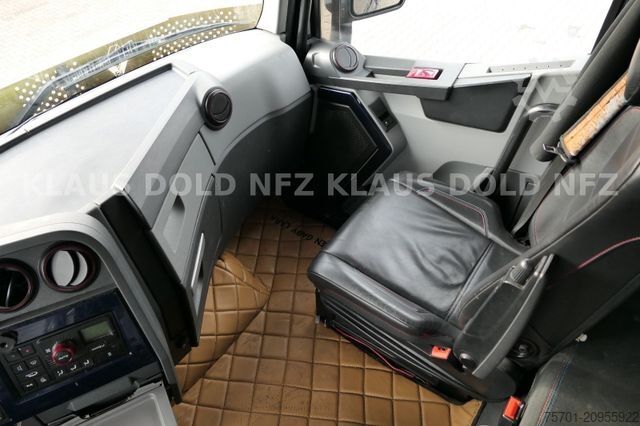 Standardni tegljač RENAULT T 520 Retarder 2-XL-Tank Standklima Sondermodell