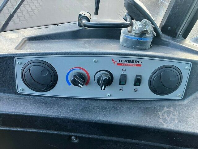 Trækker Terberg RT223 4x4