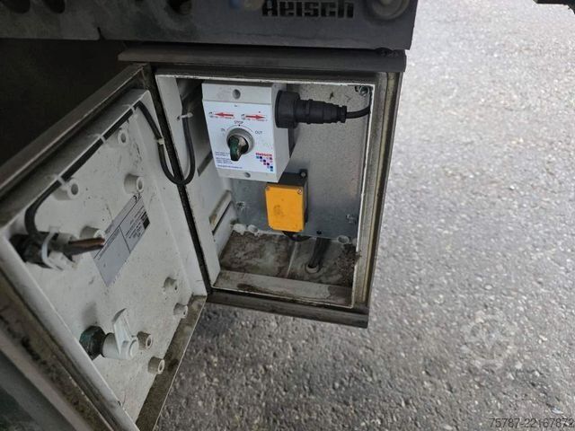 Polpriklopnik s premičnim dnom REISCH 65 cbm Schubboden , BPW trommel, ALCOA LM Felgen