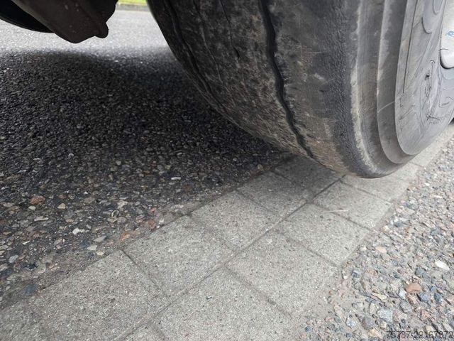Polpriklopnik s premičnim dnom REISCH 65 cbm Schubboden , BPW trommel, ALCOA LM Felgen