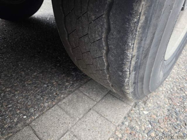 Polpriklopnik s premičnim dnom REISCH 65 cbm Schubboden , BPW trommel, ALCOA LM Felgen