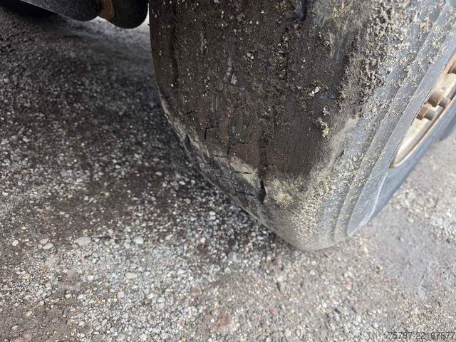 Polpriklopnik kiper REISCH 49 cbm Getreidekipper, SAF Trommel, Lift