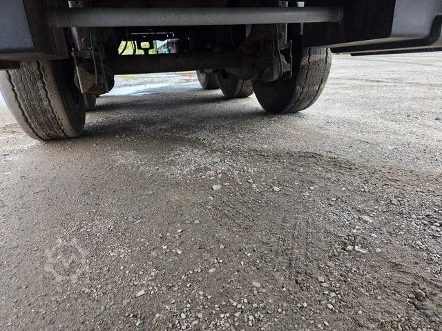 Polpriklopnik kiper REISCH 49 cbm Getreidekipper, SAF Trommel, Lift