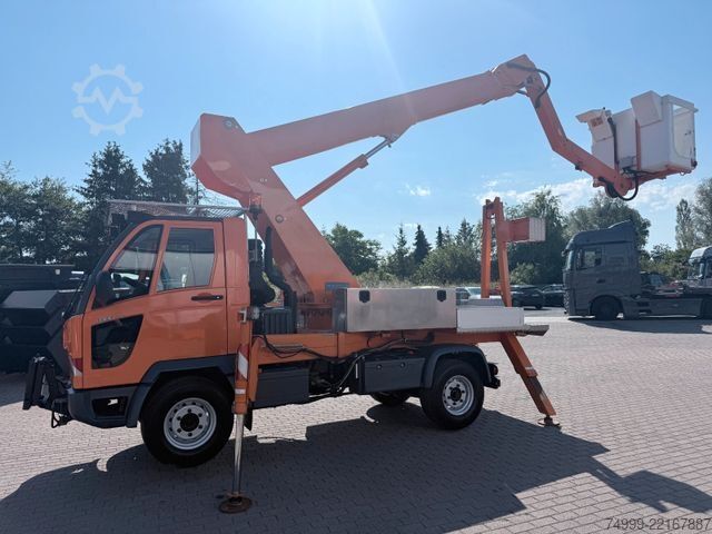 Tovornjaška dvižna delovna ploščad MULTICAR FUMO M30 C 4x4 Blumenbecker Hub- Arbeitsbühne