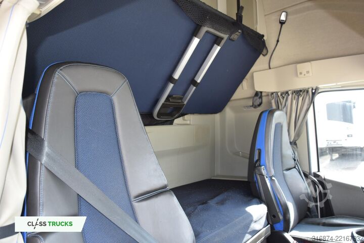 đầu kéo tiêu chuẩn VOLVO FH 500 Globetrotter XL Varios