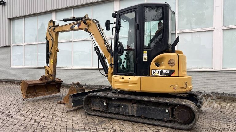 Minikoparka CAT 305 E2 CR