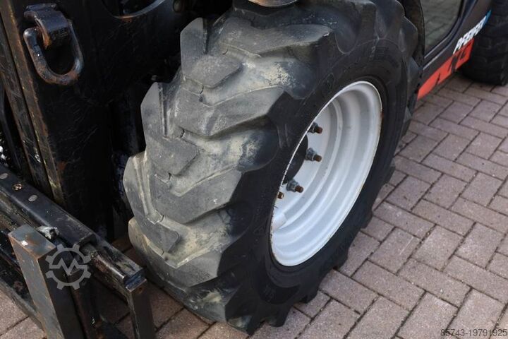 Visurgājējs iekrāvējs Manitou MC25-4 Valid Inspection, *Guarantee, Diesel, 4x4 D