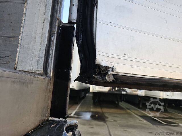 प्रशीतित/जमे हुए परिवहन SCHMITZ SKO 24