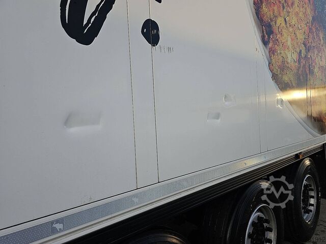 प्रशीतित/जमे हुए परिवहन SCHMITZ SKO 24