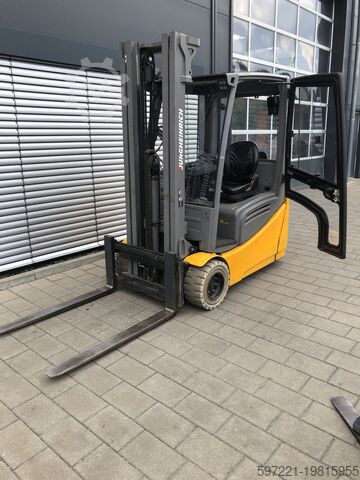 Električni – 3 kolesa Jungheinrich EFG 216k 500 DZ