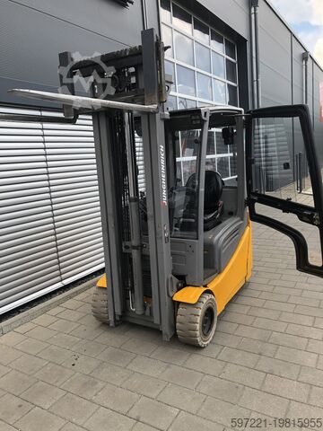Električni – 3 kolesa Jungheinrich EFG 216k 500 DZ