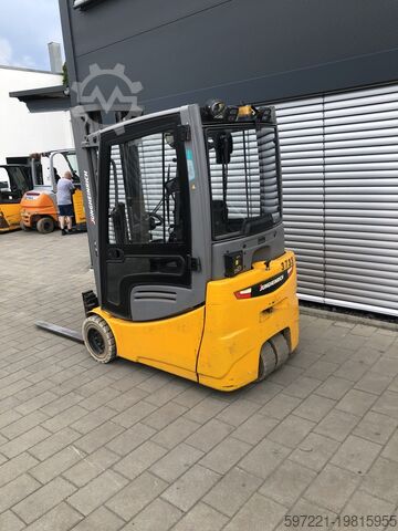 Električni – 3 kolesa Jungheinrich EFG 216k 500 DZ