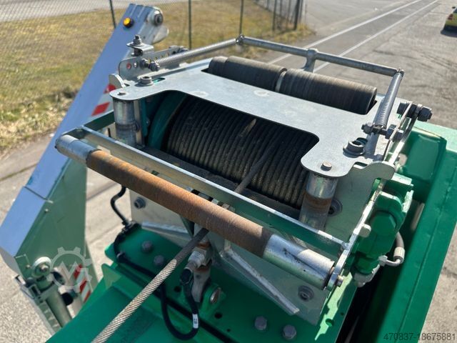 Autokranwagen MERCEDES-BENZ Böcker RK 36-2400 / Raupenkran / Dachdecker /
