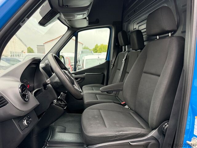 Ван с висока покривка MERCEDES-BENZ Sprinter 314 CDI AHK 2,8t Navi Kamera L2H2