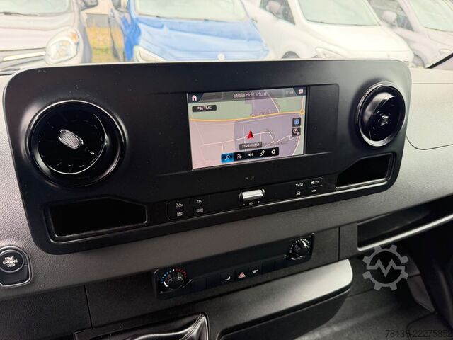 Ван с висока покривка MERCEDES-BENZ Sprinter 314 CDI AHK 2,8t Navi Kamera L2H2