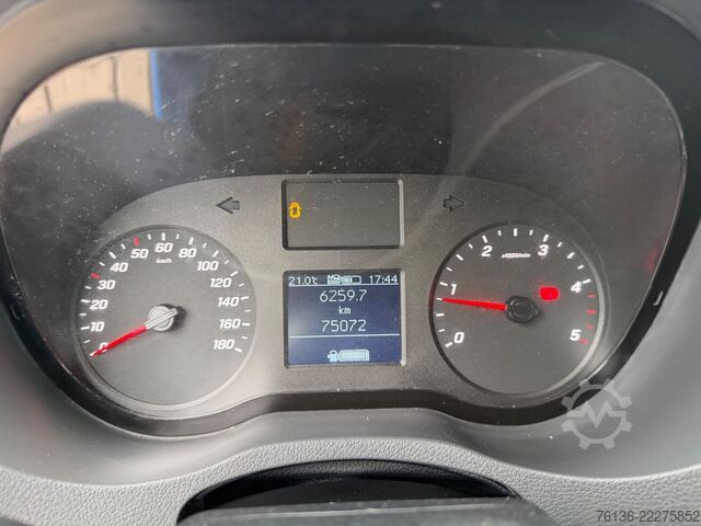 Ван с висока покривка MERCEDES-BENZ Sprinter 314 CDI AHK 2,8t Navi Kamera L2H2