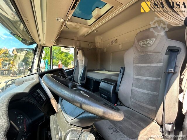 Camión de bebidas Iveco Stralis AS260S42/2x LBW/Schwenkwand/Zug
