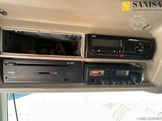 Camión de bebidas Iveco Stralis AS260S42/2x LBW/Schwenkwand/Zug