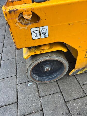 Makaze za podizanje JCB S2646E